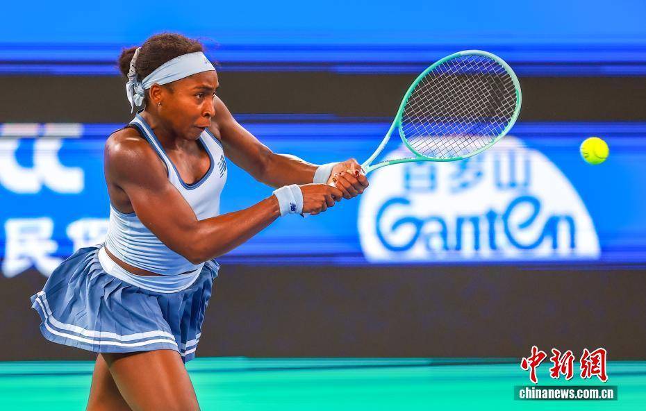 图为高芙在, 湖北武汉, 选手保利尼 图为高芙在, 湖北武汉, 选手保利尼